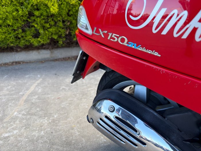 2012 VESPA LX 150 Red