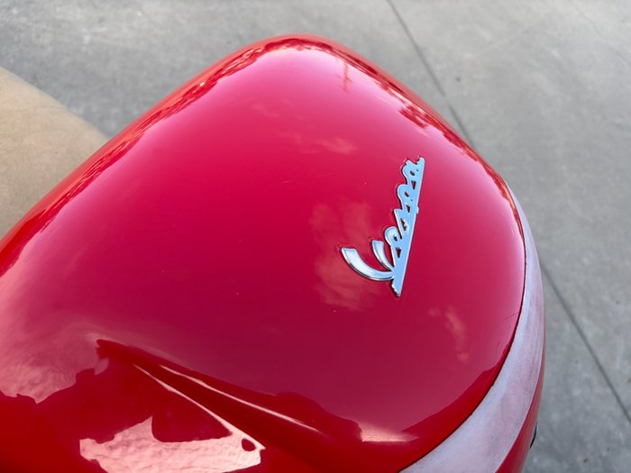 2012 VESPA LX 150 Red