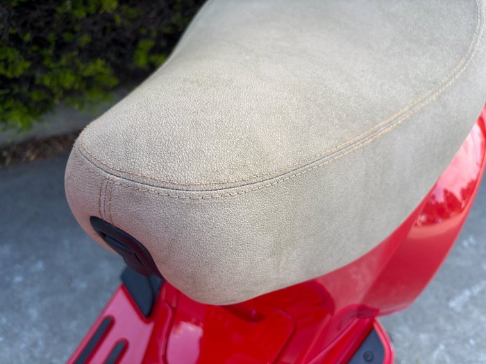 2012 VESPA LX 150 Red