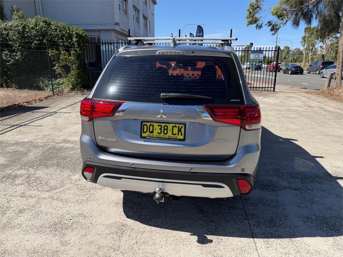 2019 MITSUBISHI OUTLANDER ES ADAS 5 SEAT (AWD)