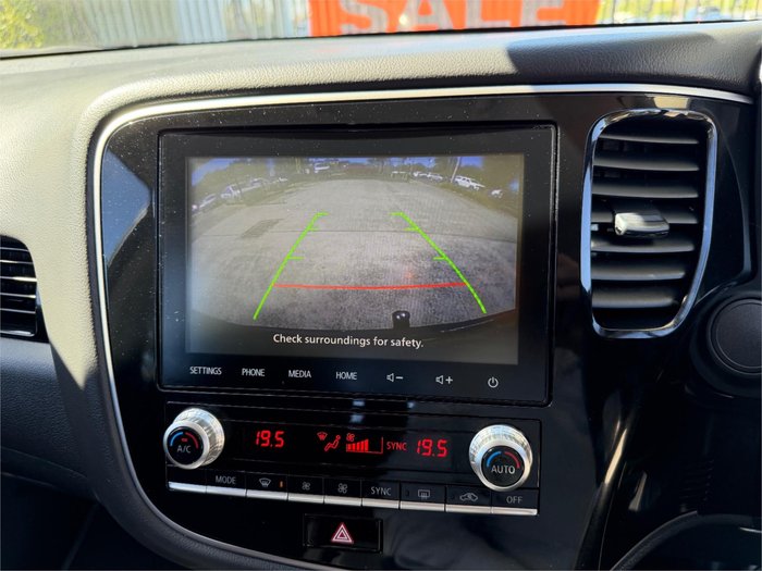 2019 MITSUBISHI OUTLANDER ES ADAS 5 SEAT (AWD)