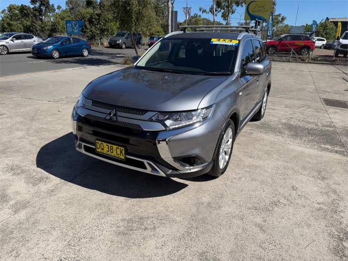 2019 MITSUBISHI OUTLANDER ES ADAS 5 SEAT (AWD)
