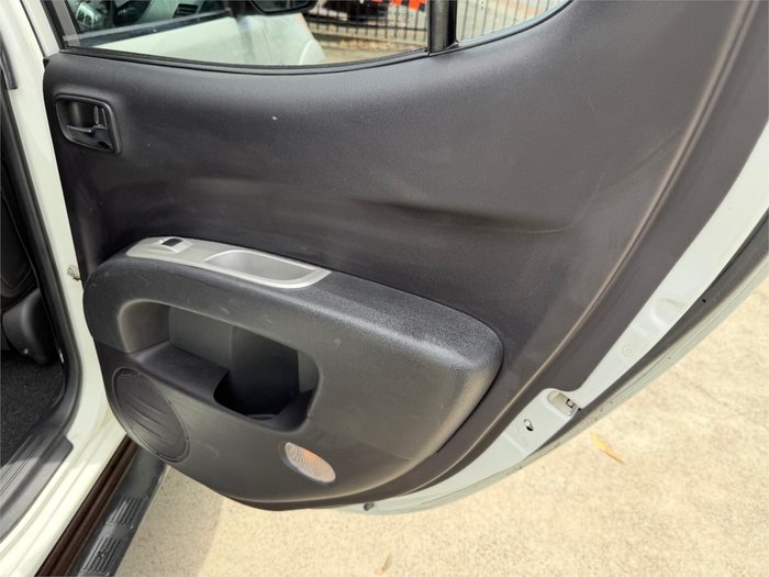 2014 MITSUBISHI TRITON GLX-R (4x4)