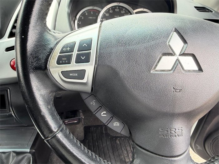 2014 MITSUBISHI TRITON GLX-R (4x4)