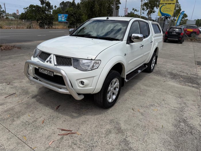 2014 MITSUBISHI TRITON GLX-R (4x4)