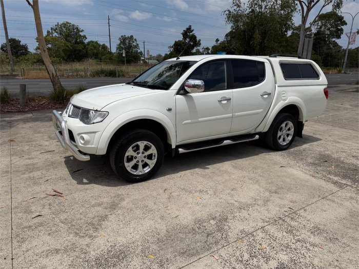 2014 MITSUBISHI TRITON GLX-R (4x4)