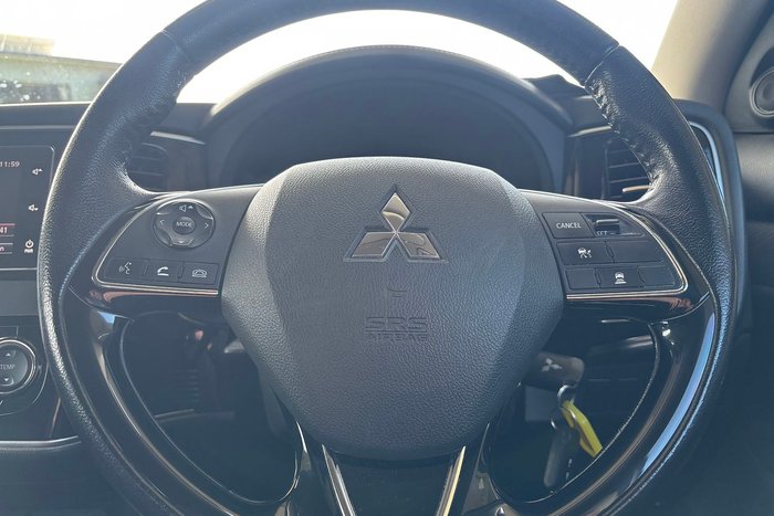 2016 Mitsubishi Outlander LS