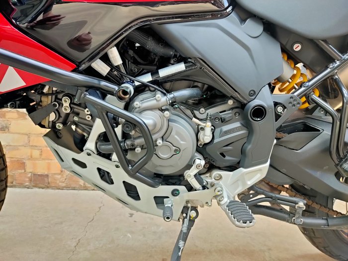 2025 DUCATI DESERT X DISCOVERY DUAL PURPOSE RED