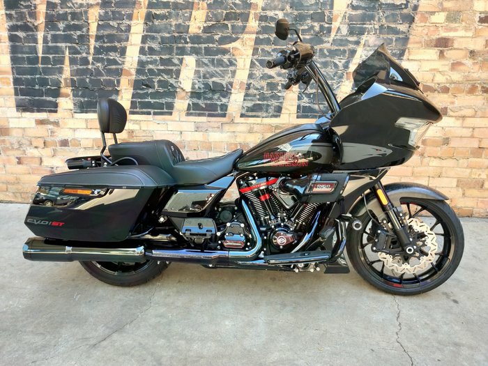 2024 HARLEY-DAVIDSON CVO ROAD GLIDE ST 121 (FLTRXSTSE) ROAD RAVEN METALLIC