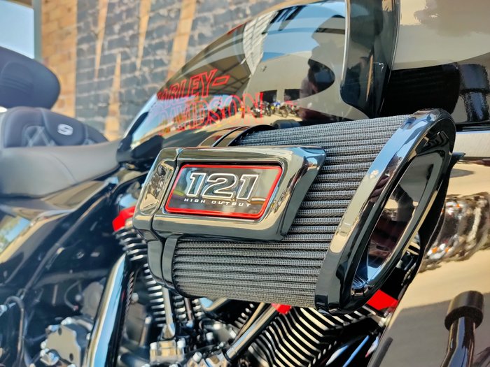 2024 HARLEY-DAVIDSON CVO ROAD GLIDE ST 121 (FLTRXSTSE) ROAD RAVEN METALLIC