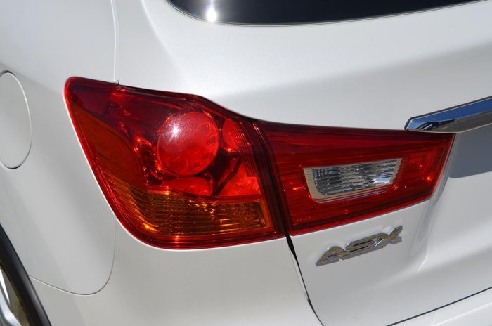 2018 Mitsubishi ASX ES ADAS