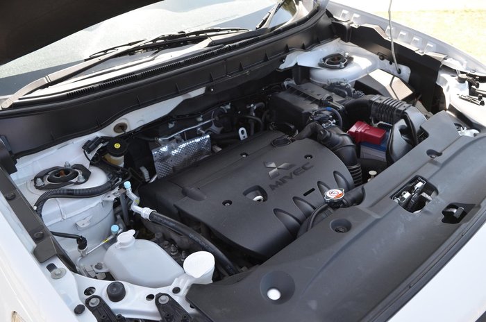 2018 Mitsubishi ASX ES ADAS