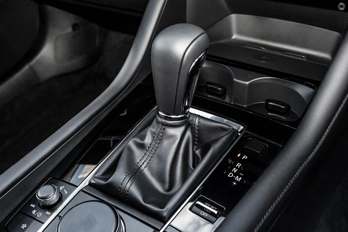 2025 Mazda 3 G20 Touring