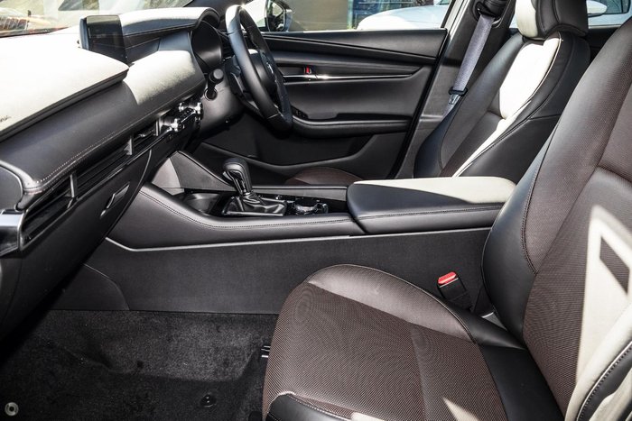 2025 Mazda 3 G20 Touring