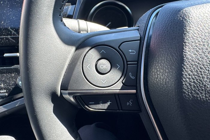 2023 Toyota Camry SL