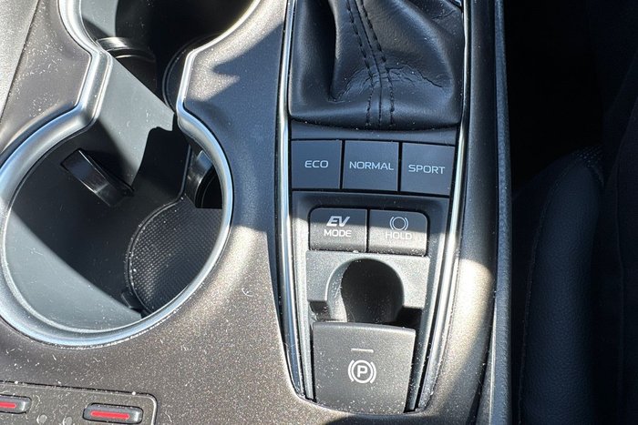 2023 Toyota Camry SL