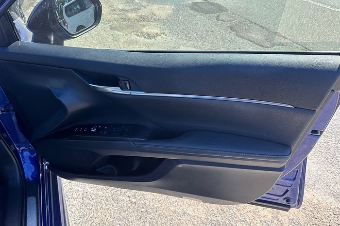 2023 Toyota Camry SL