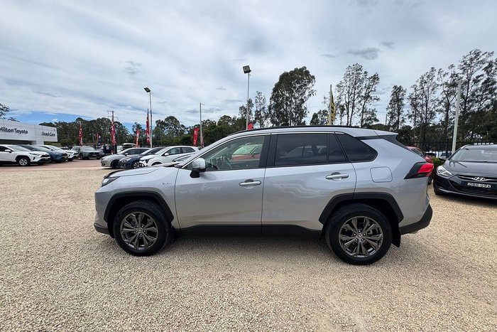 2024 Toyota RAV4 GXL