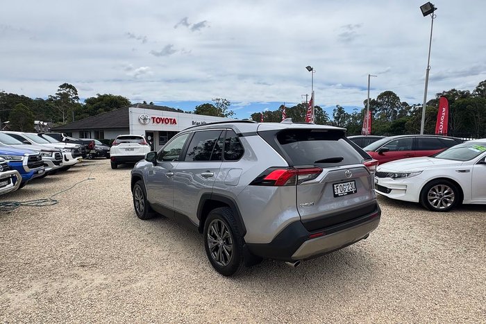 2024 Toyota RAV4 GXL