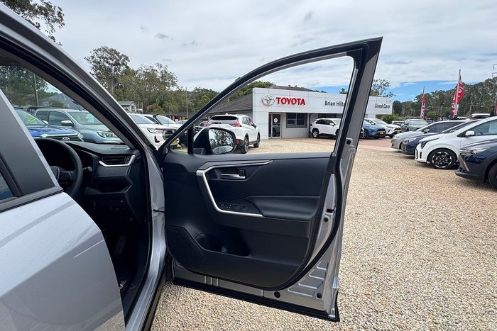 2024 Toyota RAV4 GXL