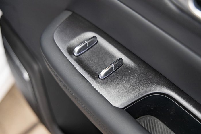 2025 Jaecoo J7 SHS Summit