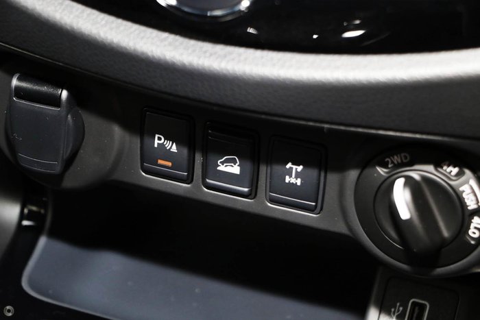 2025 Nissan Navara PRO-4X