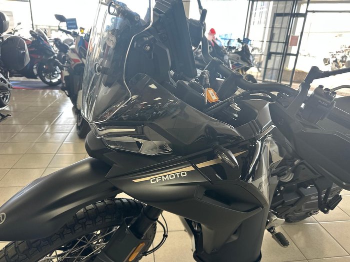 2025 CFMOTO 800MT-X LS MT Black