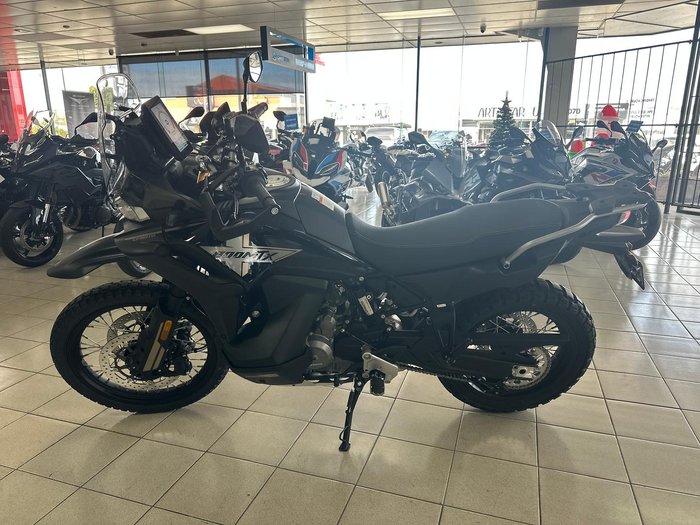 2025 CFMOTO 800MT-X LS MT Black