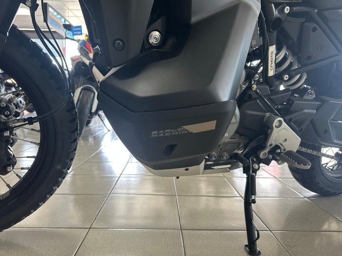 2025 CFMOTO 800MT-X LS MT Black
