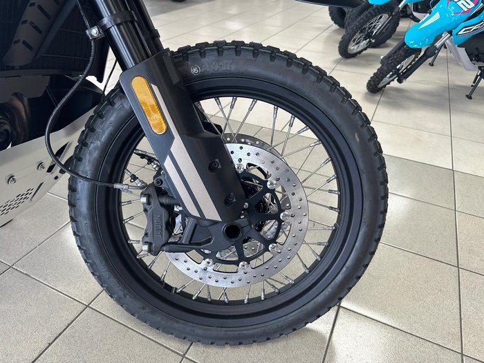 2025 CFMOTO 800MT-X LS MT Black