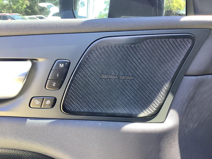 2021 Volvo XC60 T5 Inscription