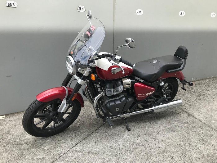 2023 Royal Enfield Super Meteor 650