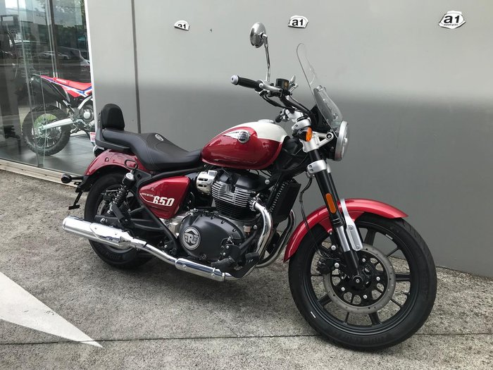 2023 Royal Enfield Super Meteor 650