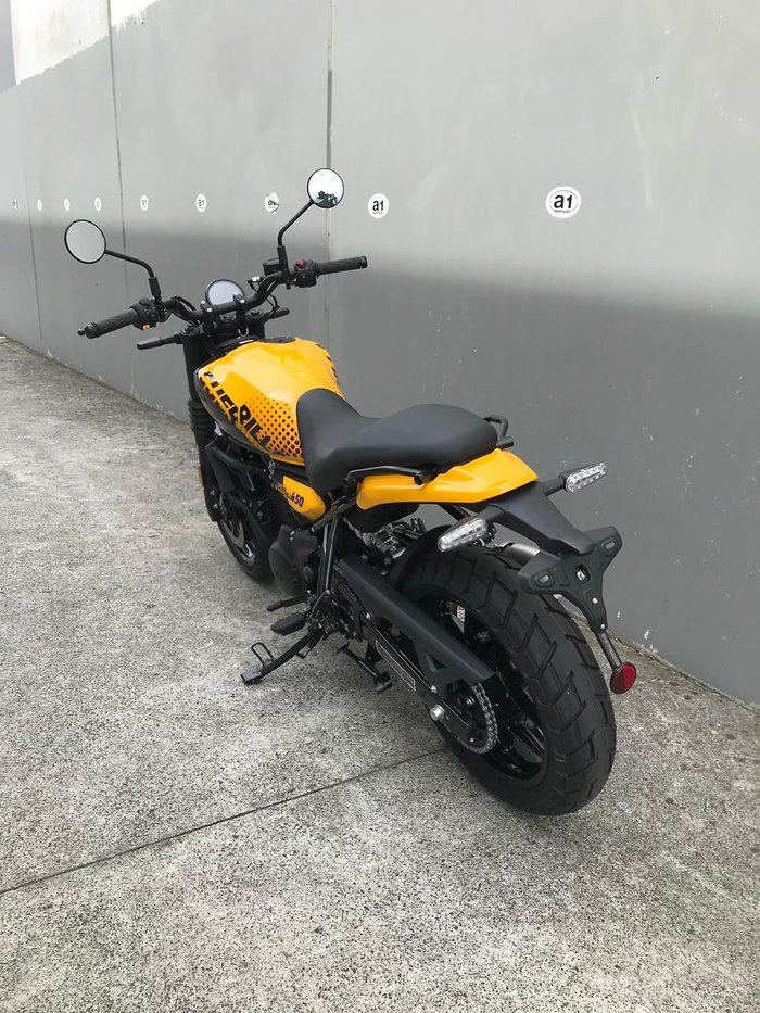 2025 Royal Enfield Guerrilla 450