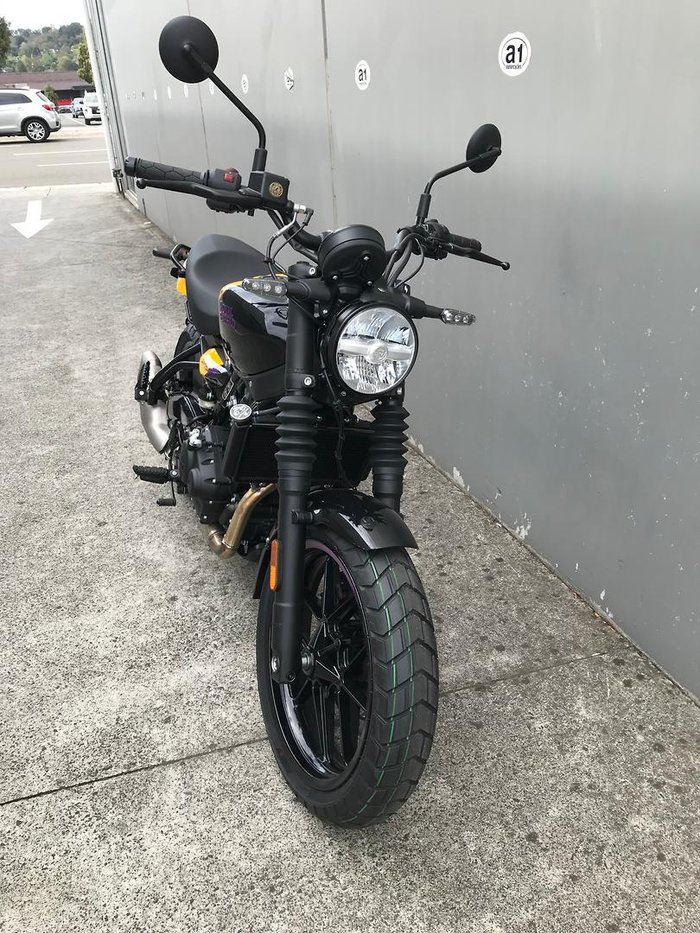 2025 Royal Enfield Guerrilla 450