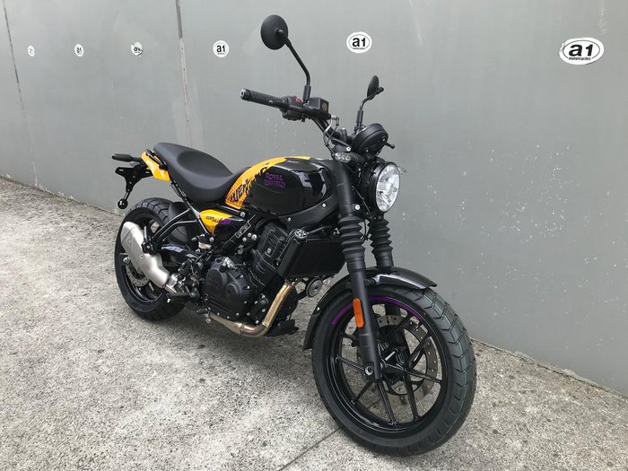 2025 Royal Enfield Guerrilla 450