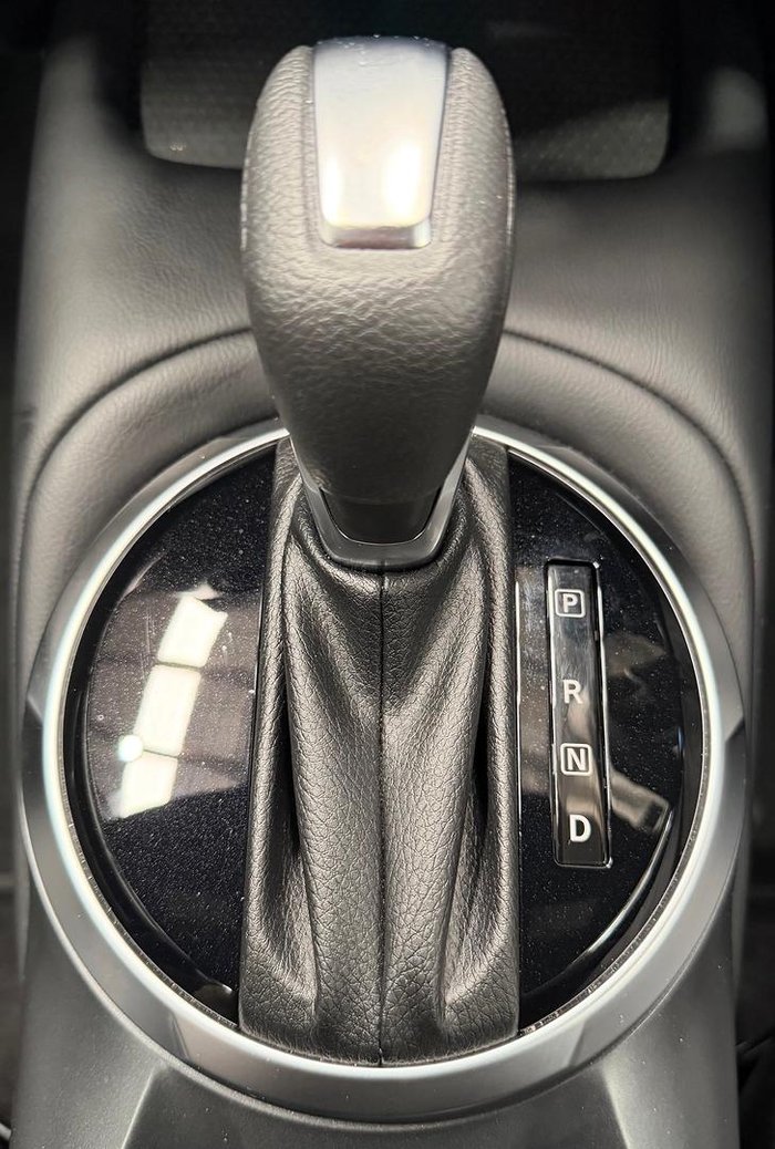 2024 Nissan JUKE ST+