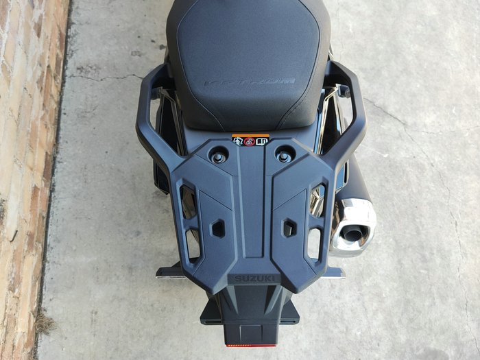 2026 SUZUKI V-STROM 800DE DUAL PURPOSE BLACK