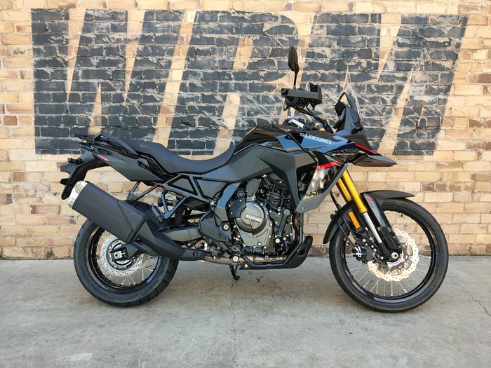 2026 SUZUKI V-STROM 800DE DUAL PURPOSE BLACK