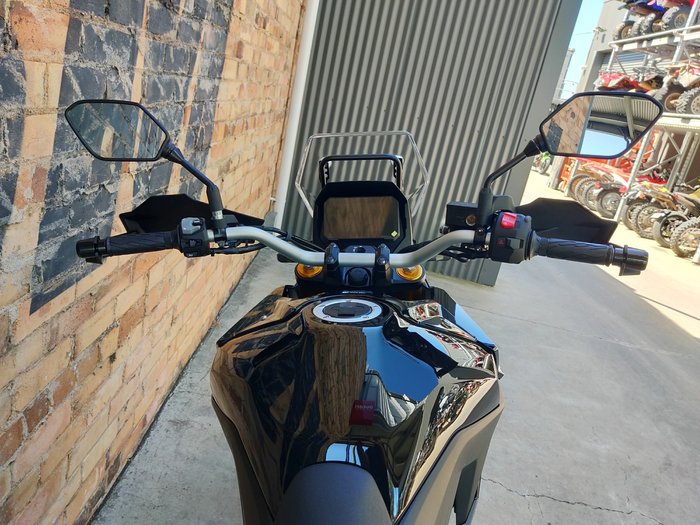 2026 SUZUKI V-STROM 800DE DUAL PURPOSE BLACK