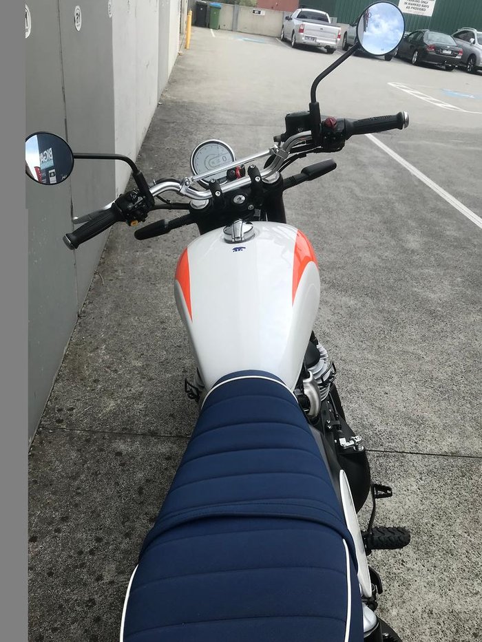 2025 Royal Enfield Bear 650