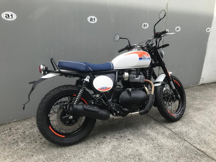 2025 Royal Enfield Bear 650