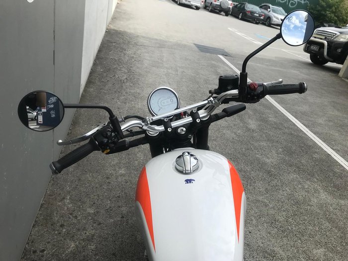 2025 Royal Enfield Bear 650