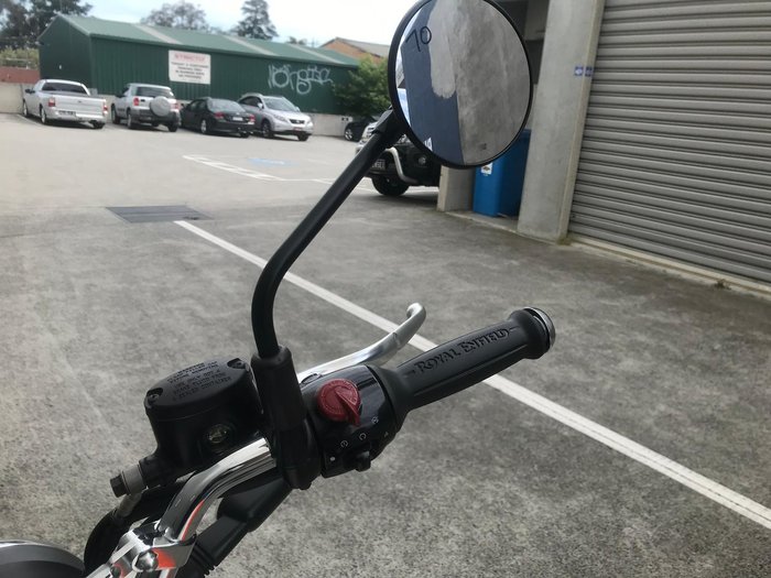 2025 Royal Enfield Bear 650