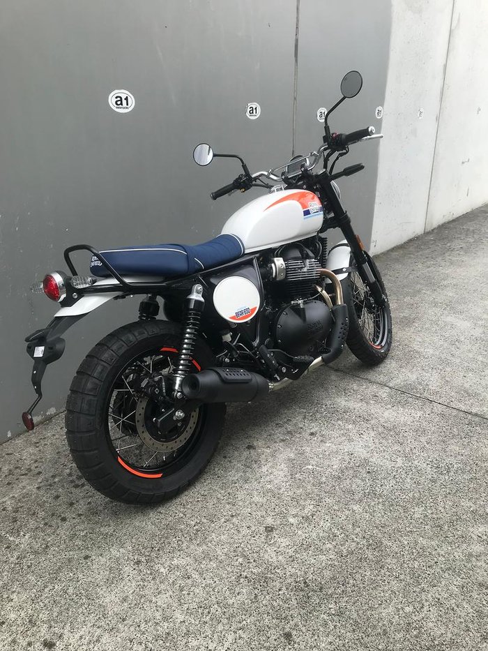 2025 Royal Enfield Bear 650