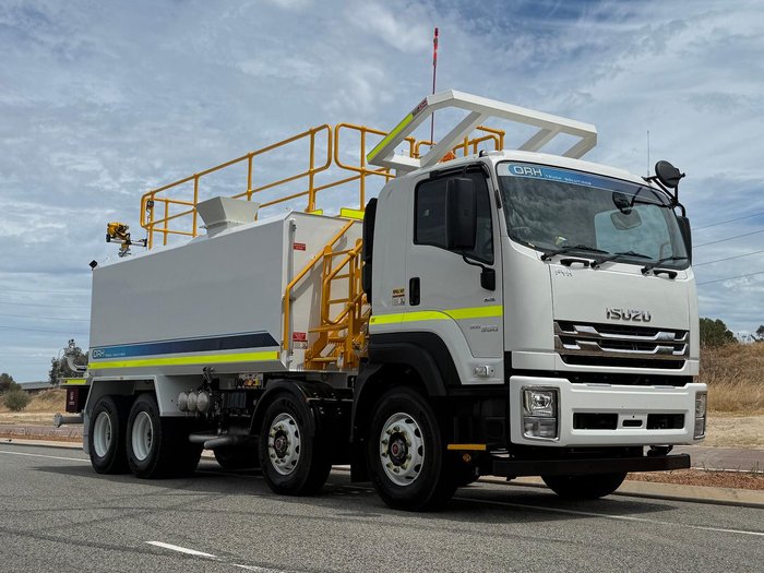 2025 Isuzu F Series FYH 300-350 White