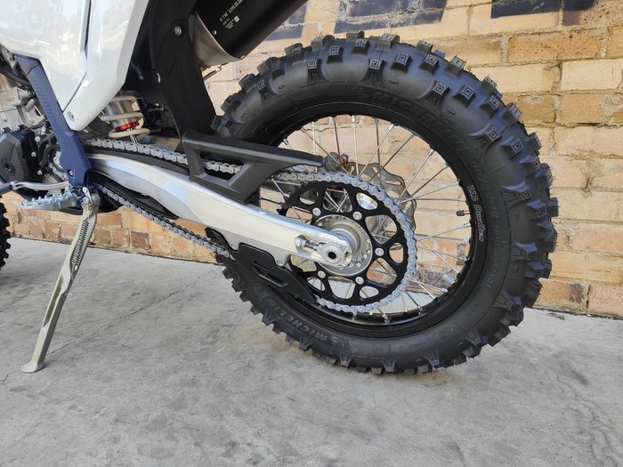 2024 HUSQVARNA FE 450 ENDURO WHITE