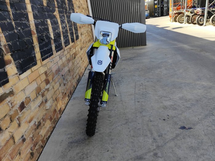 2024 HUSQVARNA FE 450 ENDURO WHITE