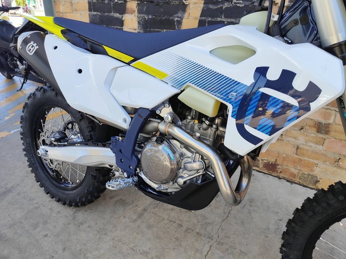 2024 HUSQVARNA FE 450 ENDURO WHITE