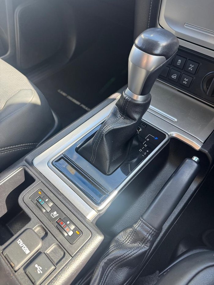 2021 Toyota Landcruiser Prado VX